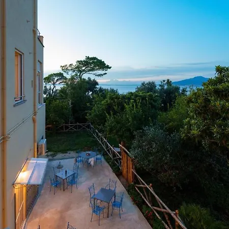 Preziosa Al Pizzo 3 Km Da Sorrento Sant'Agnello