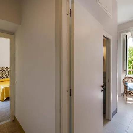 Apartment Preziosa Al Pizzo 3 Km Da Sorrento *
