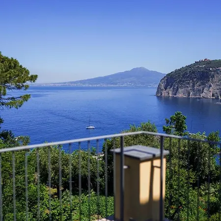 Preziosa Al Pizzo 3 Km Da Sorrento